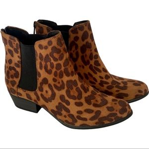 Esprit Tylee Suede Like Leopard Animal Print Ankle Booties Size 7